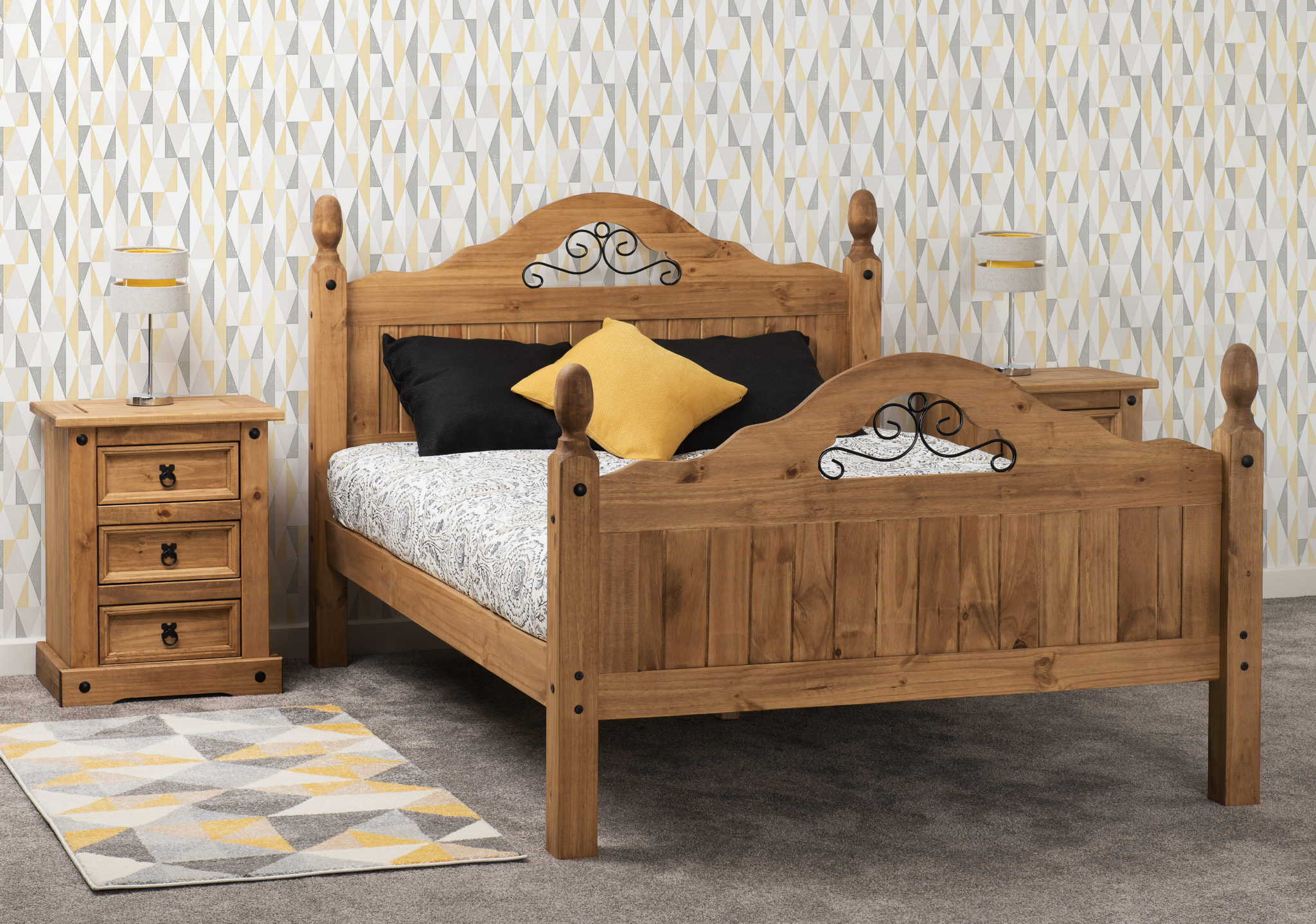Seconique Corona Scroll 4 Feet 6 inch Bed High Foot End 314.95 x 1189.95 x 79.95 cm Distressed Waxed Pine 